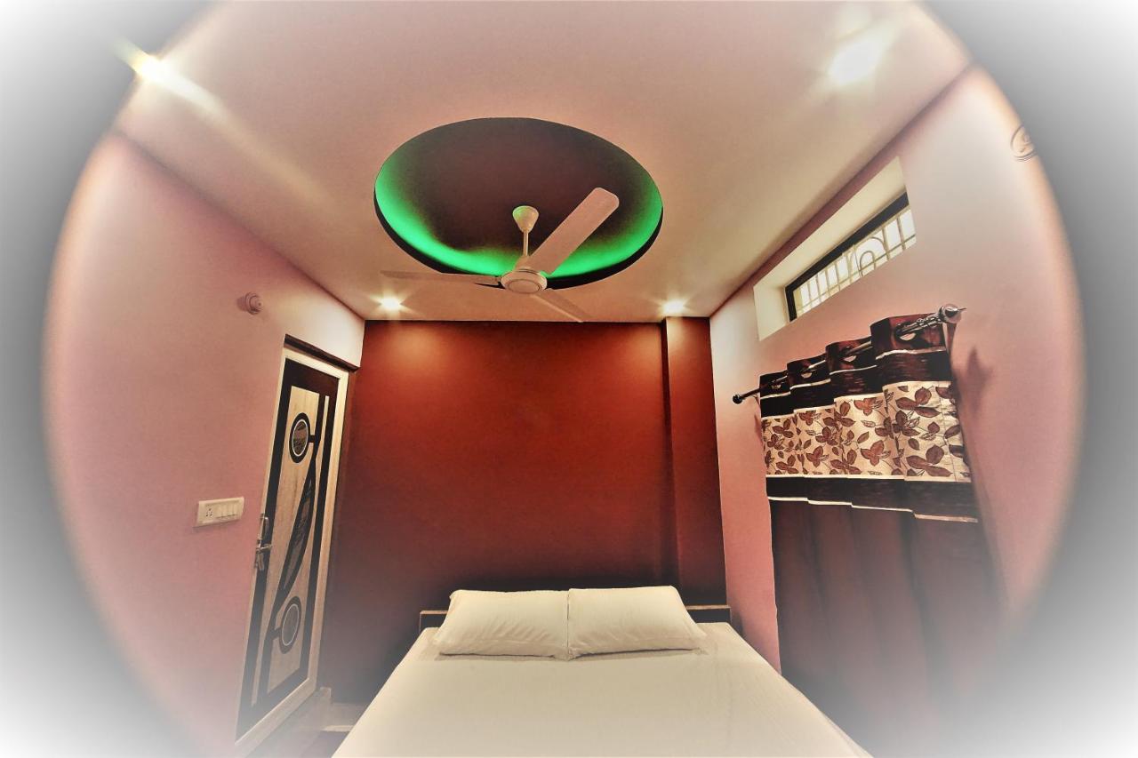 Maa Durga Inn Varanasi Exteriör bild