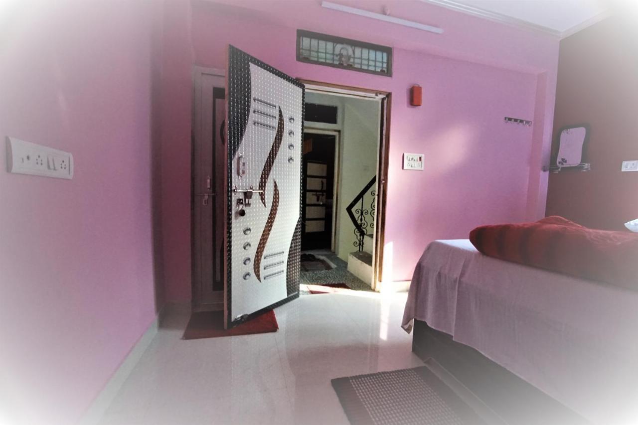 Maa Durga Inn Varanasi Exteriör bild
